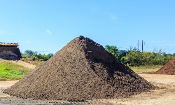 Bulk Topsoil Delivery in Torrance