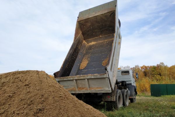 Topsoil Delivery in Torrance
