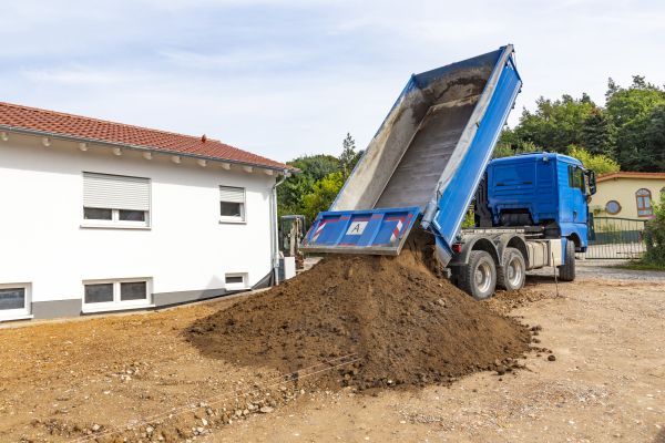 Garden Dirt Delivery in Torrance
