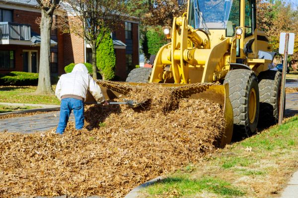 Mulch Hauling in Torrance