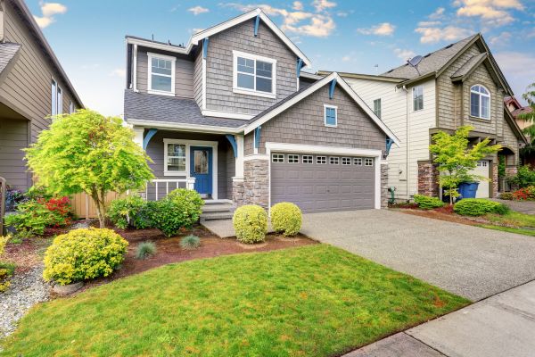 Curb Appeal Landscaping in Torrance