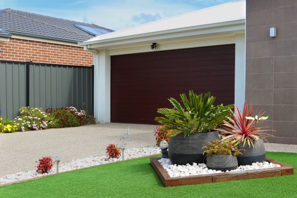 Front Yard Landscaping in Torrance